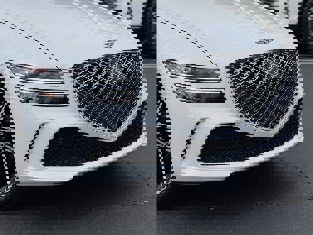 Used 2025 Genesis G80 2.5T Advanced image 6