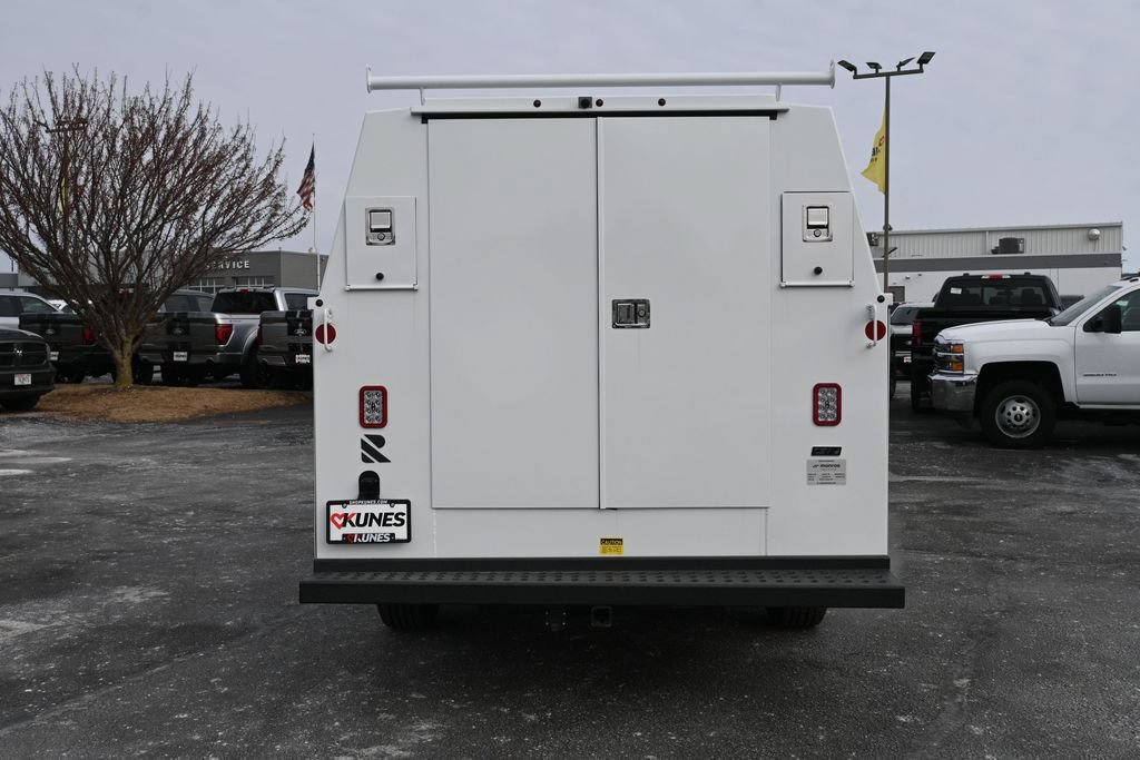 New 2025 Ford E-350 and Econoline 350 Super Duty w/ Power Equipment Group RWD image 6