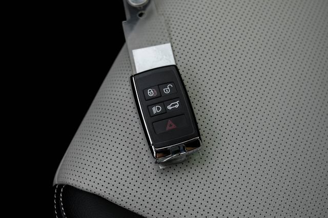 New 2026 Land Rover Discovery Sport Landmark AWD/4WD image 74