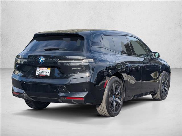 Used 2025 BMW iX xDrive50 image 5