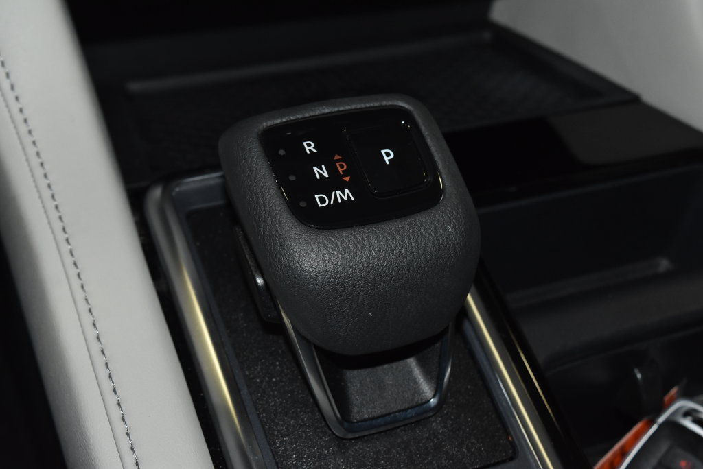 Certified 2024 Nissan Pathfinder SL AWD/4WD image 13