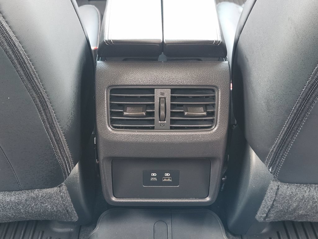 Used 2023 Nissan Rogue SV w/ SV Premium B Package FWD image 22