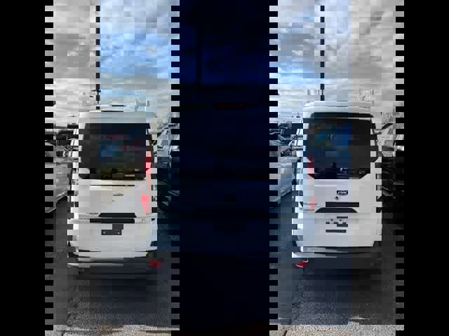 Used 2014 Ford Transit Connect XLT image 6