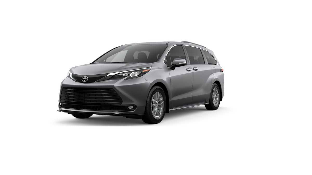 New 2026 Toyota Sienna XLE AWD/4WD video 1