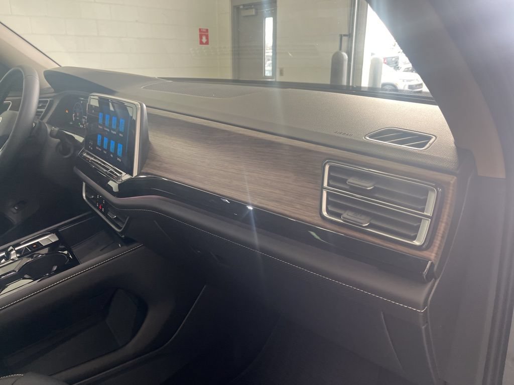 New 2026 Volkswagen Atlas SEL AWD/4WD image 41