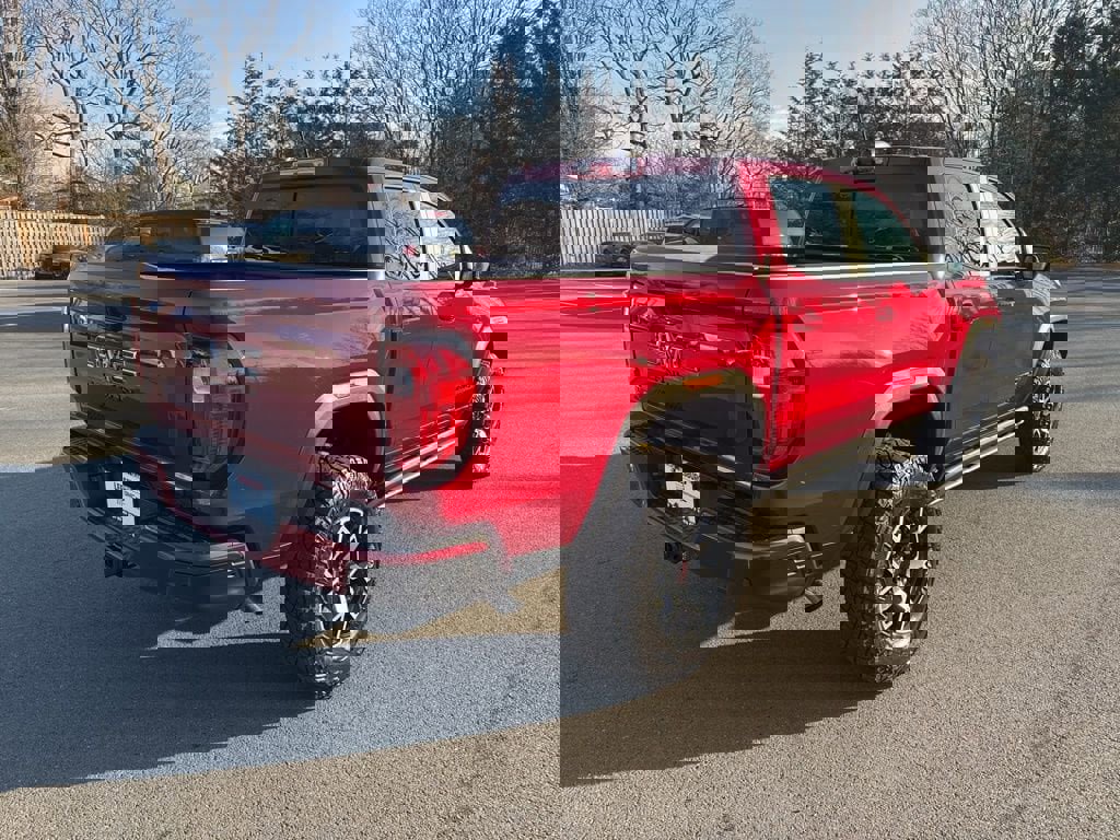 New 2026 GMC Canyon AT4X w/ LPO, Black Badging Package image 7