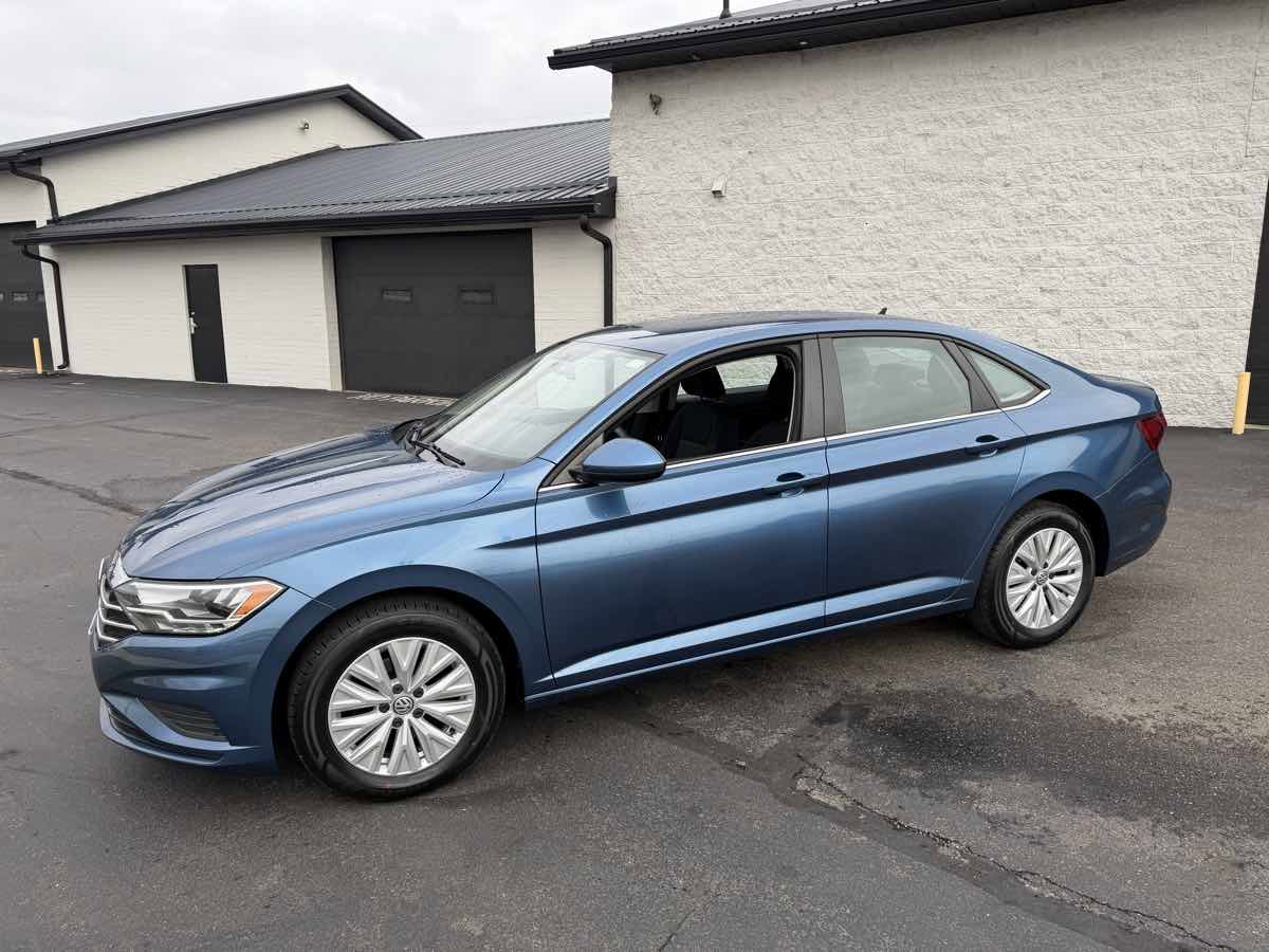 Used 2019 Volkswagen Jetta S w/ Driver Assistance Package image 2