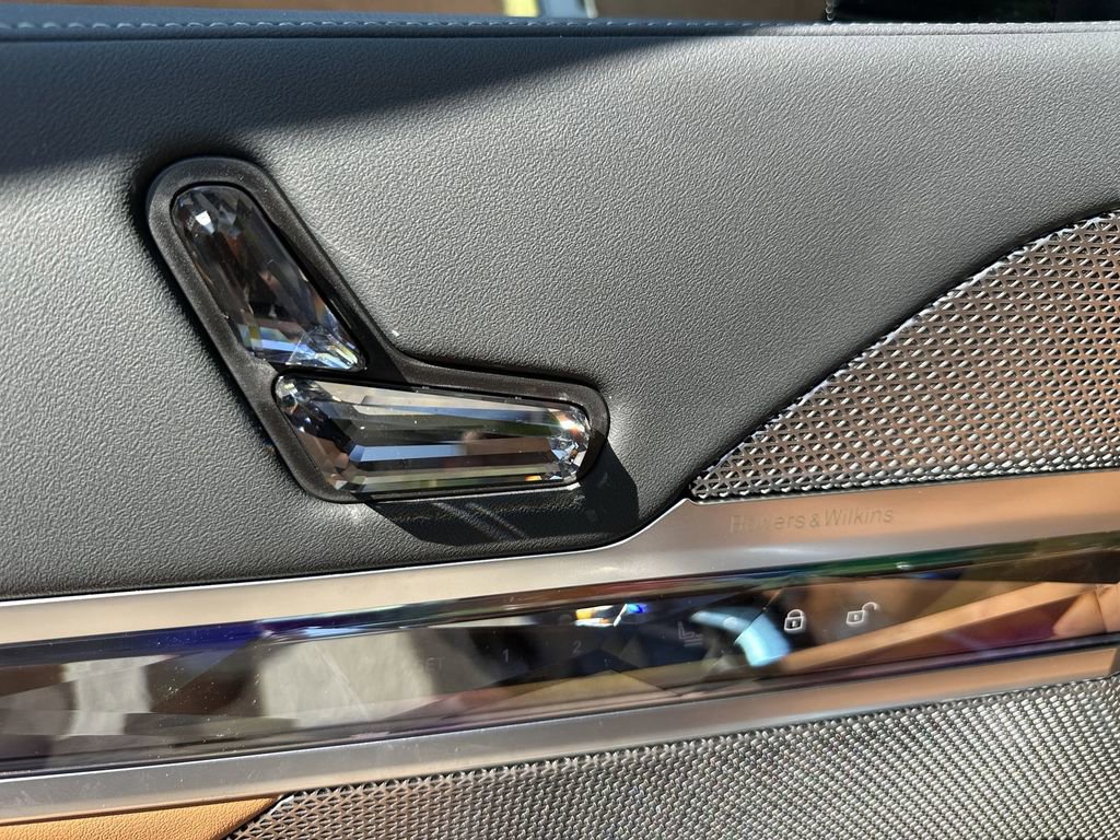 New 2026 BMW 740i xDrive image 14