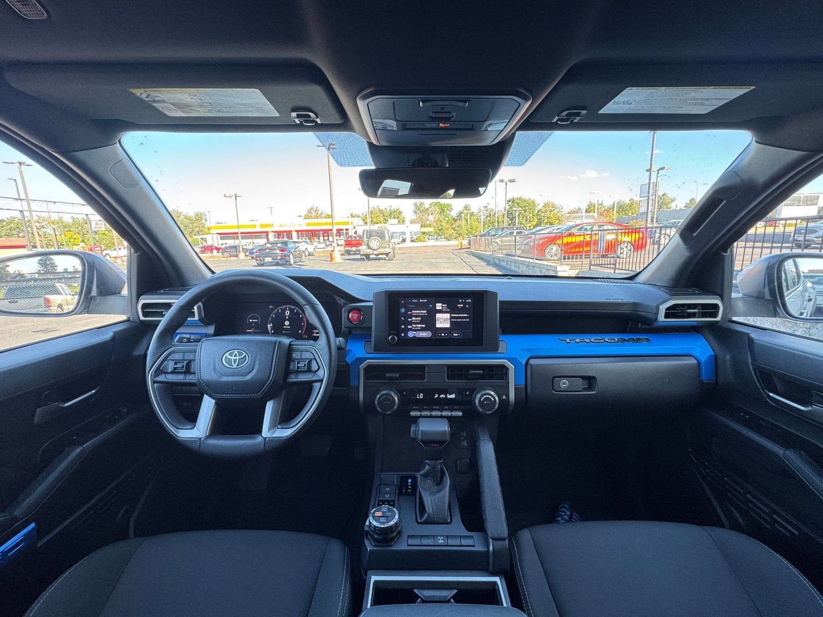 Used 2025 Toyota Tacoma SR image 31