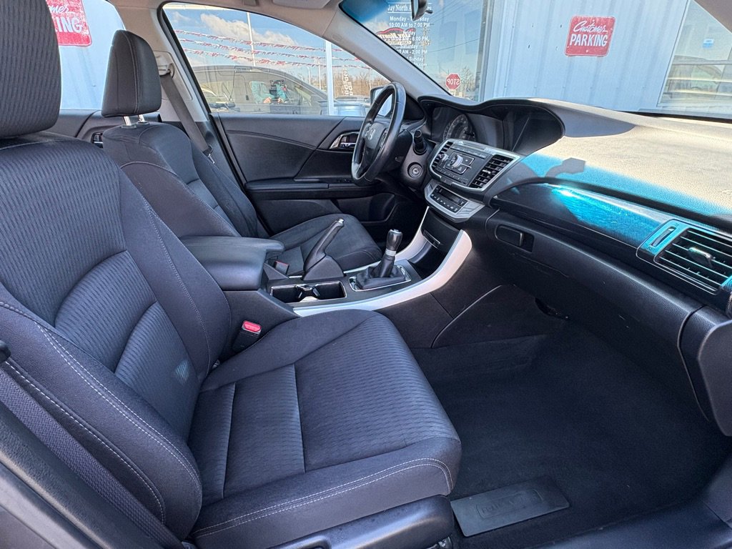 Used 2013 Honda Accord Sport image 16