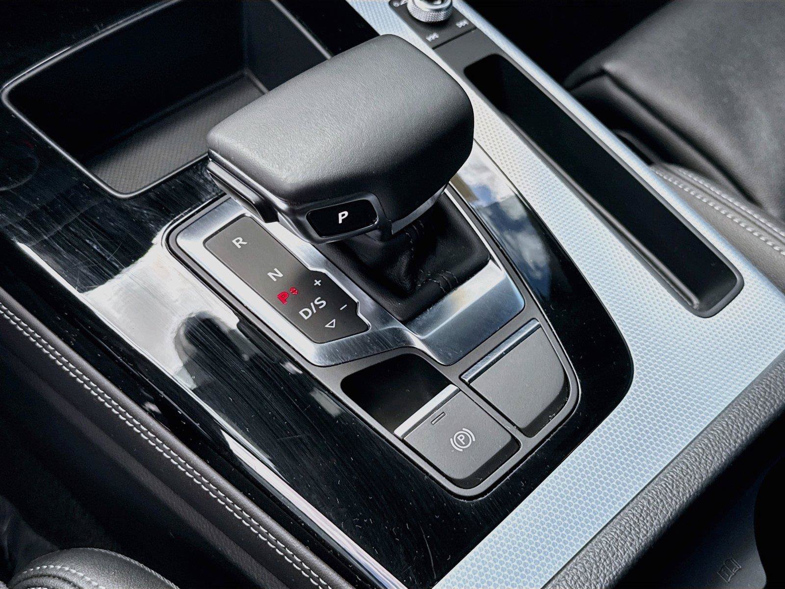 Certified 2024 Audi Q5 2.0T Premium Plus AWD/4WD image 17