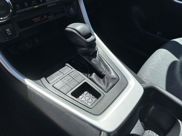 Used 2020 Toyota RAV4 XLE w/ All Weather Liner Package AWD/4WD image 30