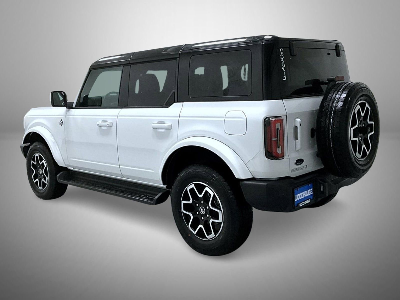 New 2025 Ford Bronco Outer Banks image 7