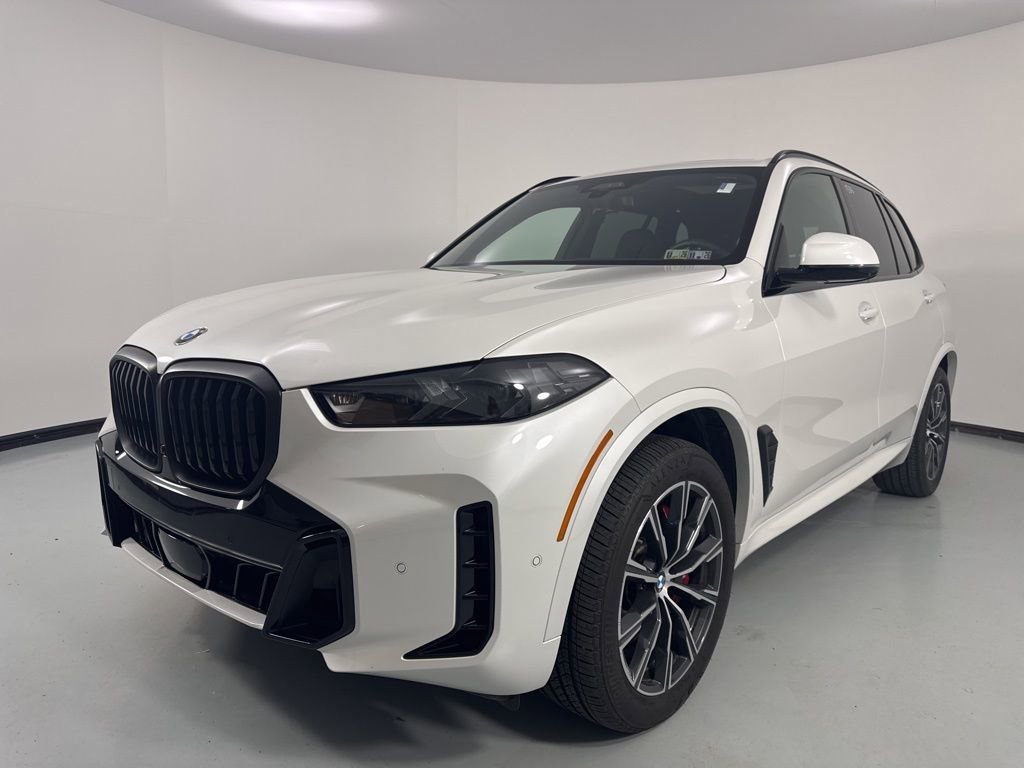 Used 2026 BMW X5 xDrive40i w/ Executive Package image 3