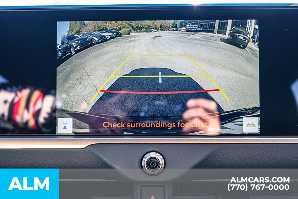 Used 2025 Toyota Crown Signia image 38