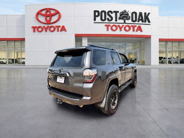 Used 2018 Toyota 4Runner SR5 Premium image 10
