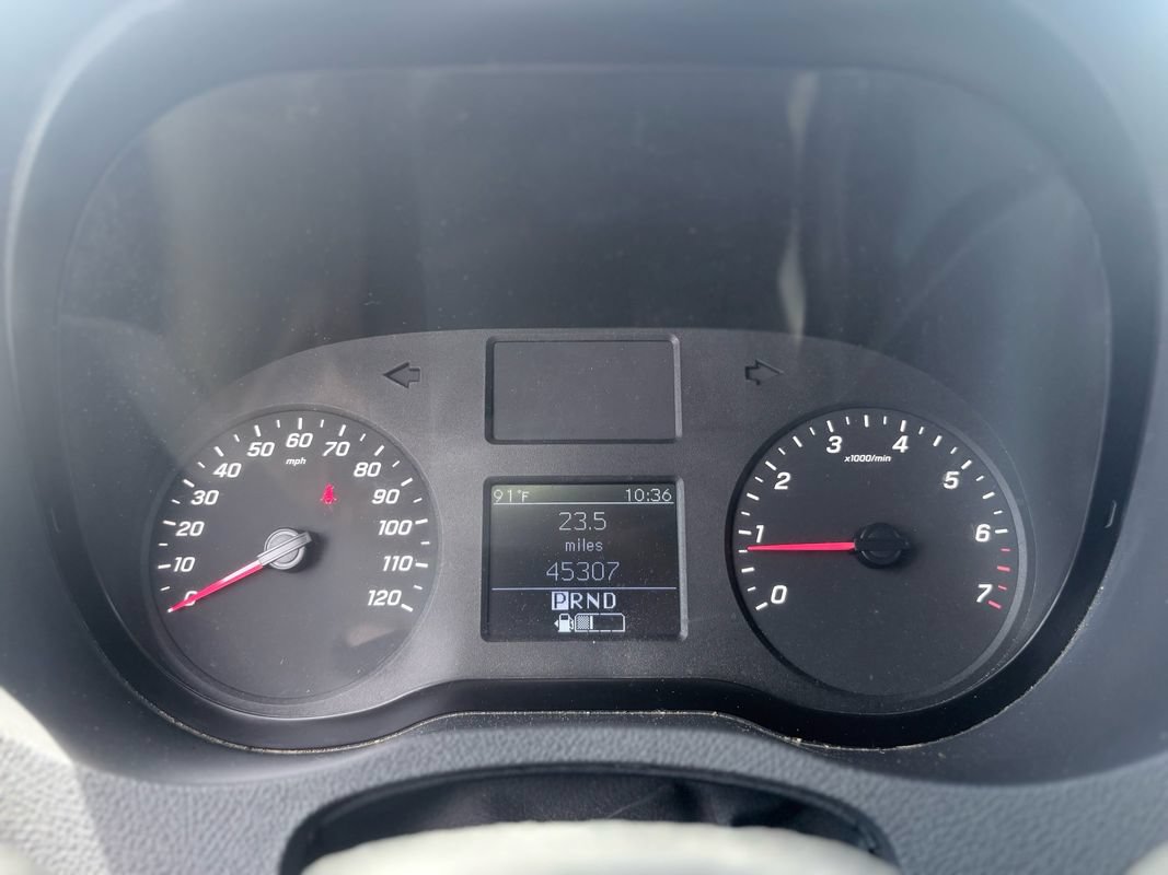 Used 2019 Mercedes-Benz Sprinter 1500 image 25