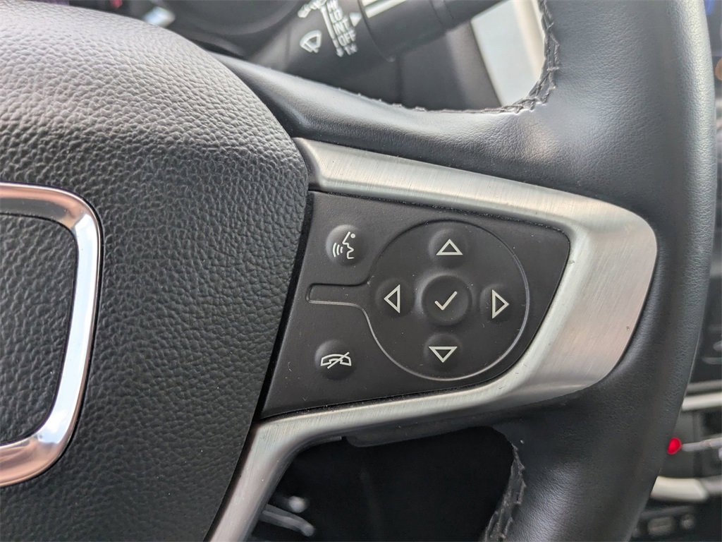 Used 2023 GMC Terrain SLT image 12