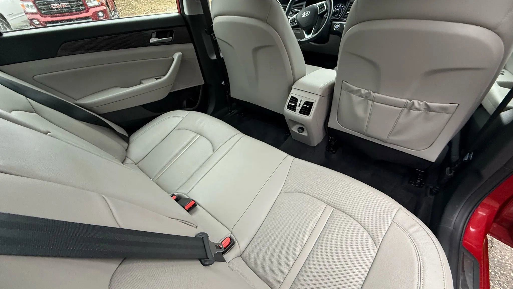 Used 2018 Hyundai Sonata Limited image 34