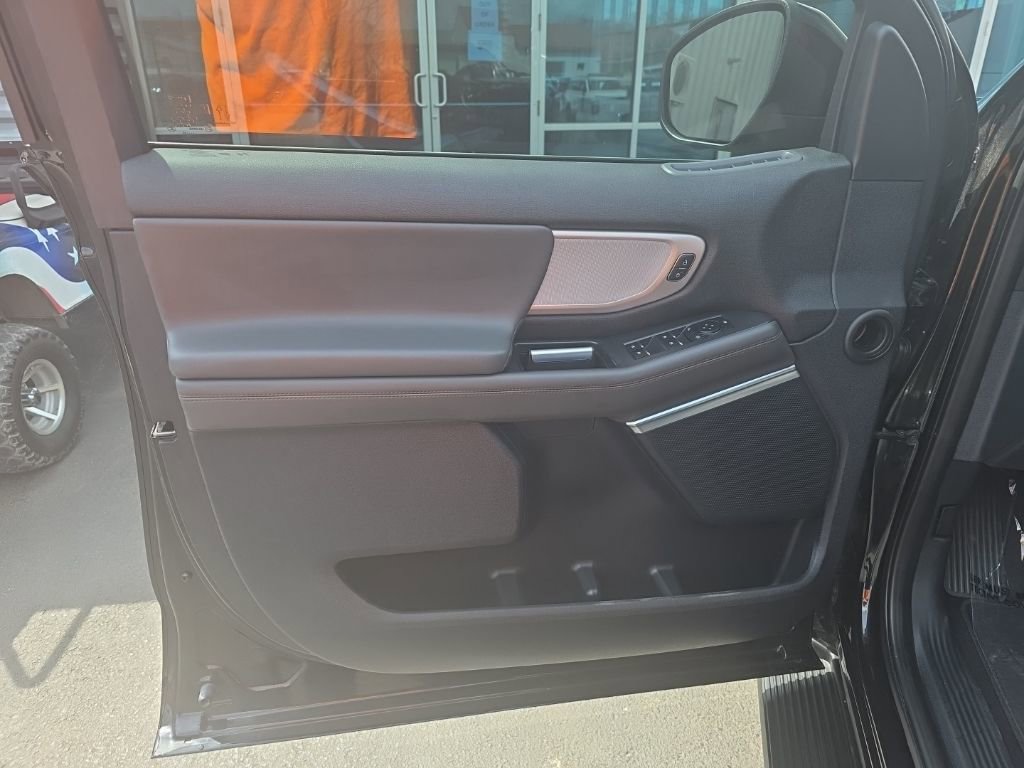 Used 2025 Ford Expedition Max Active image 11