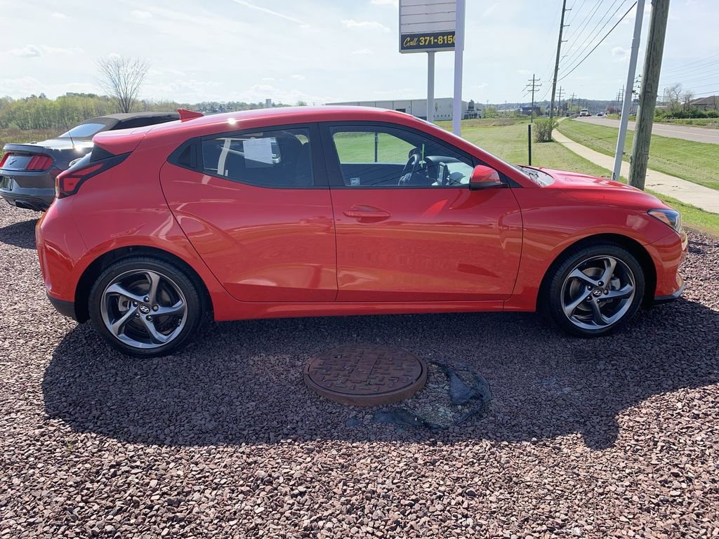 Used 2020 Hyundai Veloster 2.0 FWD image 9