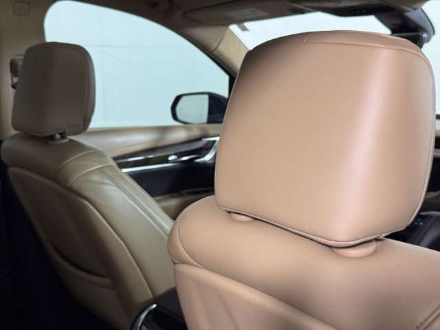 Used 2020 Cadillac XT6 Premium Luxury w/ Platinum Package FWD image 28