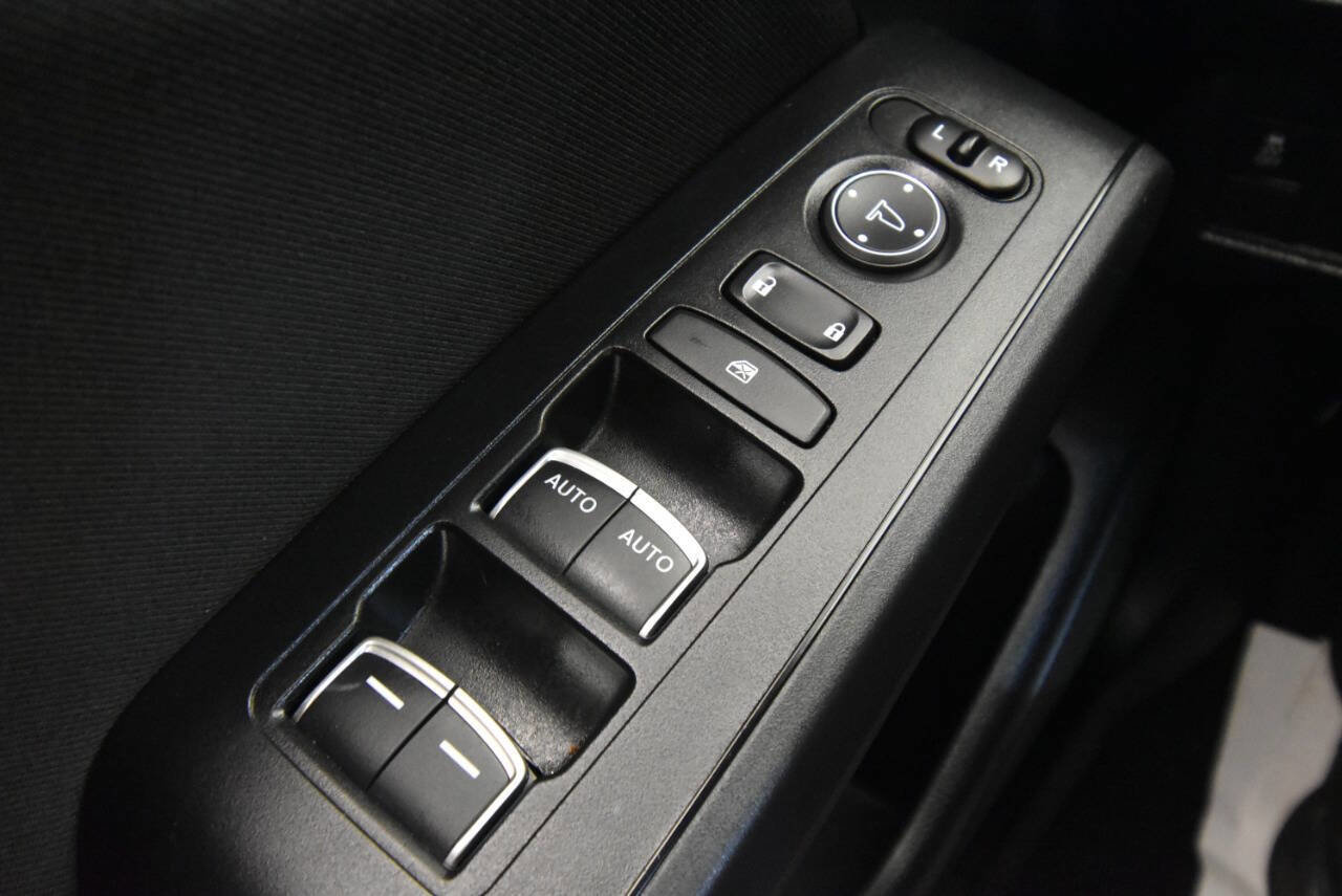 Used 2025 Honda Civic Sport image 30