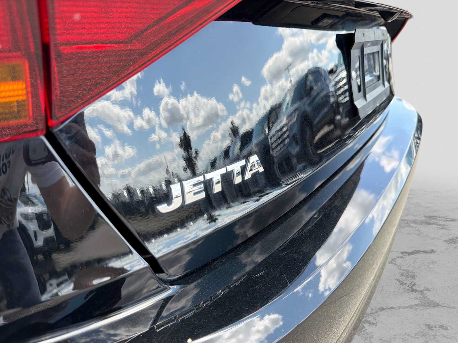 Used 2019 Volkswagen Jetta S w/ Driver Assistance Package FWD image 12