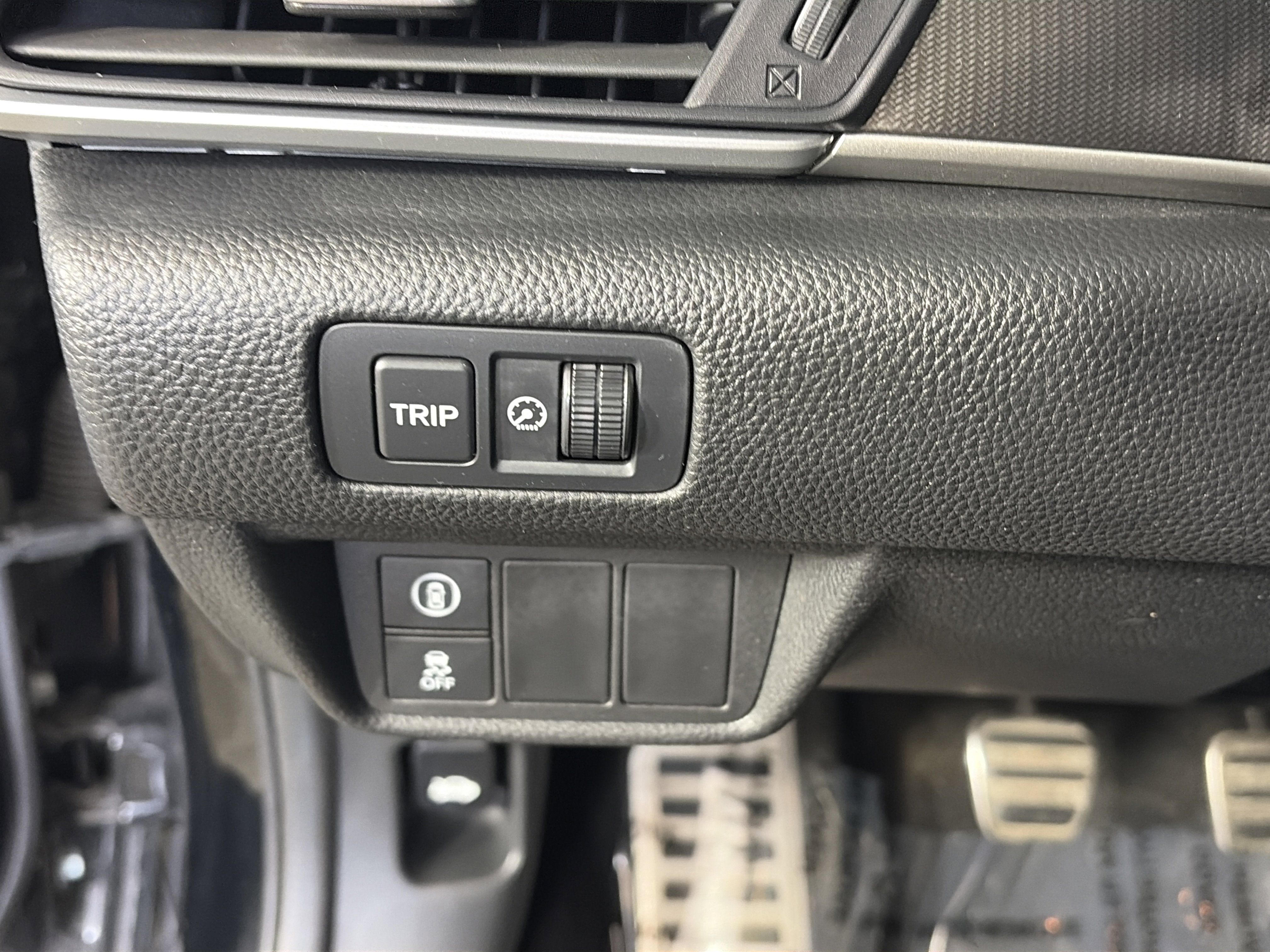 Used 2019 Honda Accord Sport image 14