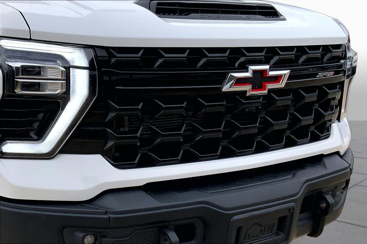 Used 2024 Chevrolet Silverado 2500 ZR2 w/ ZR2 Bison Edition AWD/4WD image 28