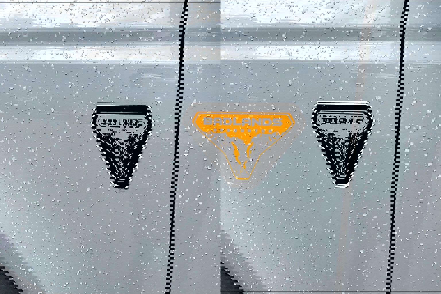 Used 2021 Ford Bronco Badlands image 8