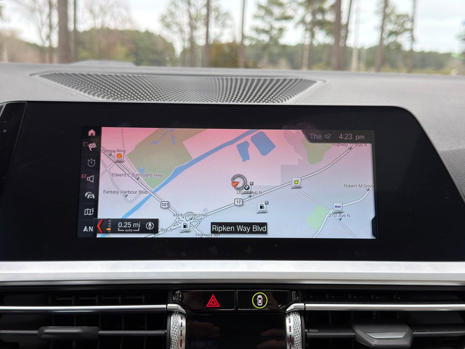 Used 2020 BMW 330i Sedan image 4