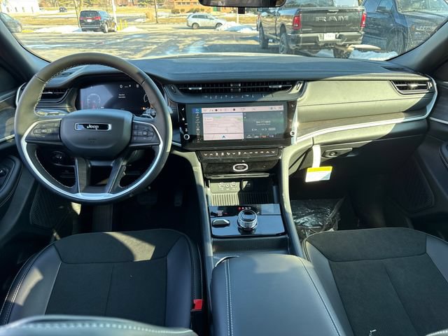 New 2026 Jeep Grand Cherokee Altitude AWD/4WD image 7