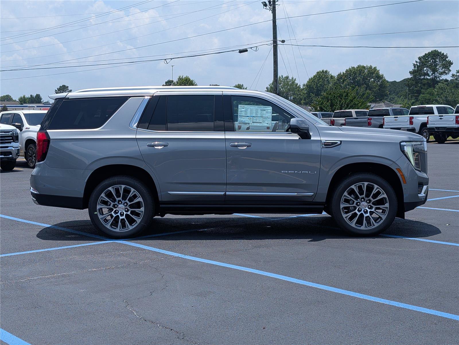 New 2026 GMC Yukon Denali w/ Sun & Power Step Package RWD image 34
