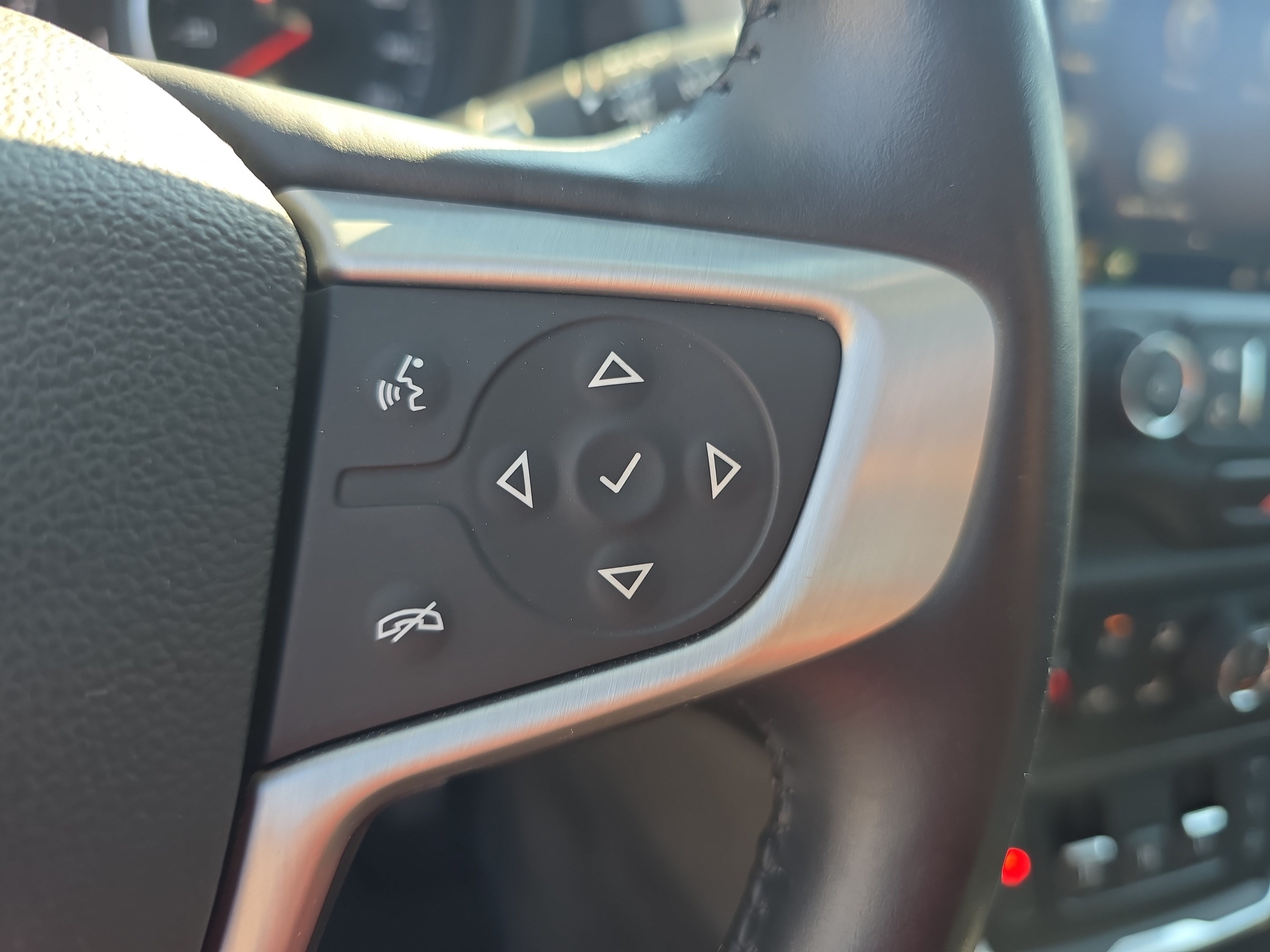 Used 2021 GMC Terrain SLT w/ Elevation Edition AWD/4WD image 19