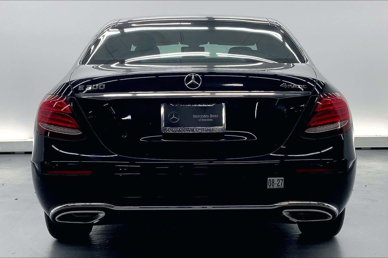 Used 2019 Mercedes-Benz E 300 4MATIC image 3