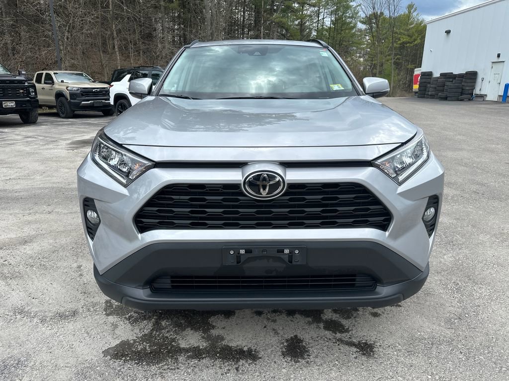 Used 2021 Toyota RAV4 XLE w/ Convenience Package AWD/4WD image 8