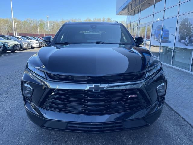 Certified 2023 Chevrolet Blazer RS w/ Driver Confidence II Package image 32