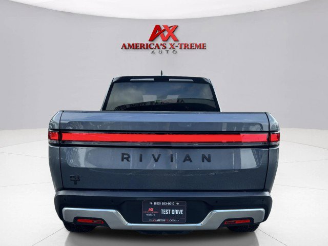 Used 2022 Rivian R1T Adventure image 4