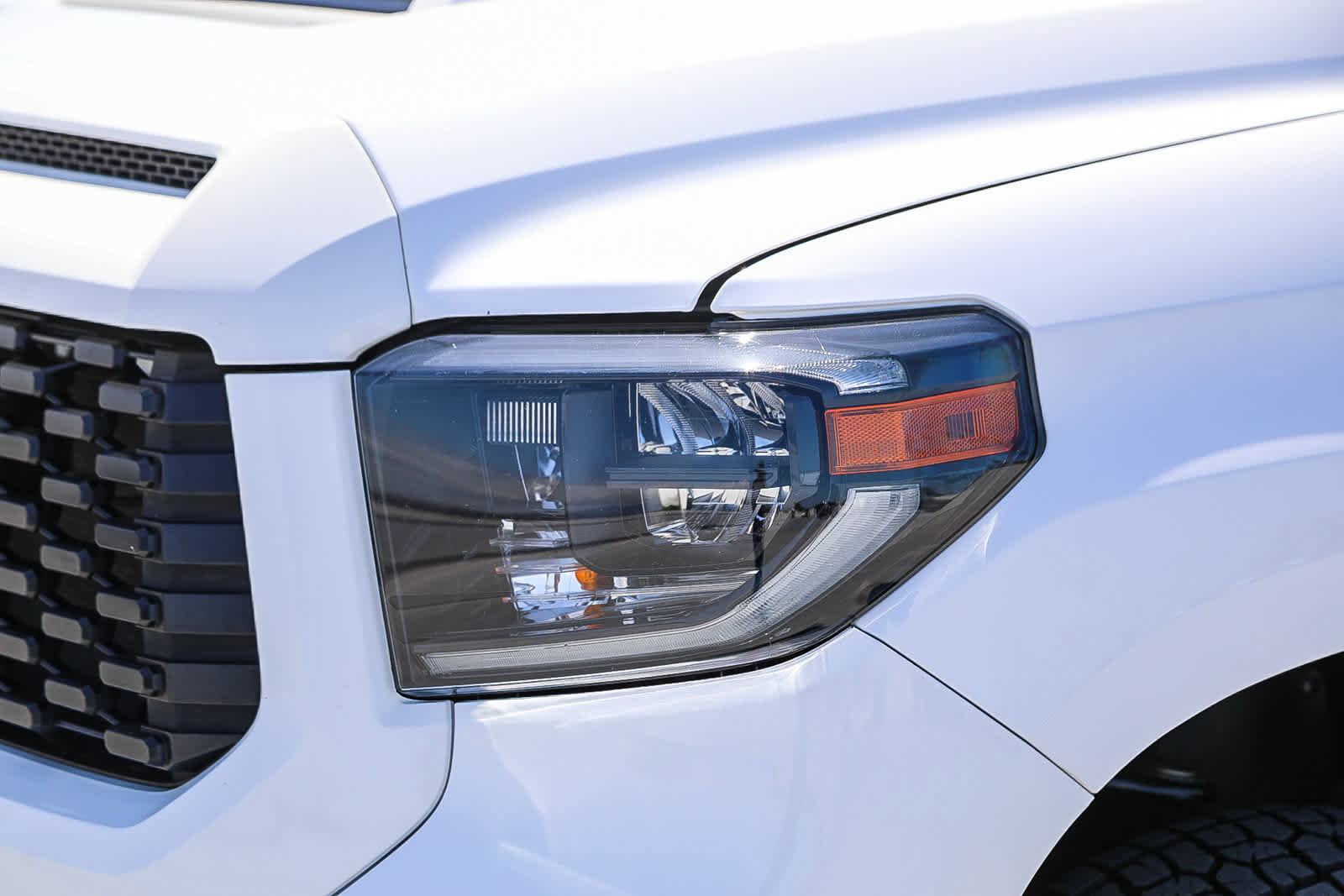 Certified 2021 Toyota Tundra TRD Pro AWD/4WD image 8