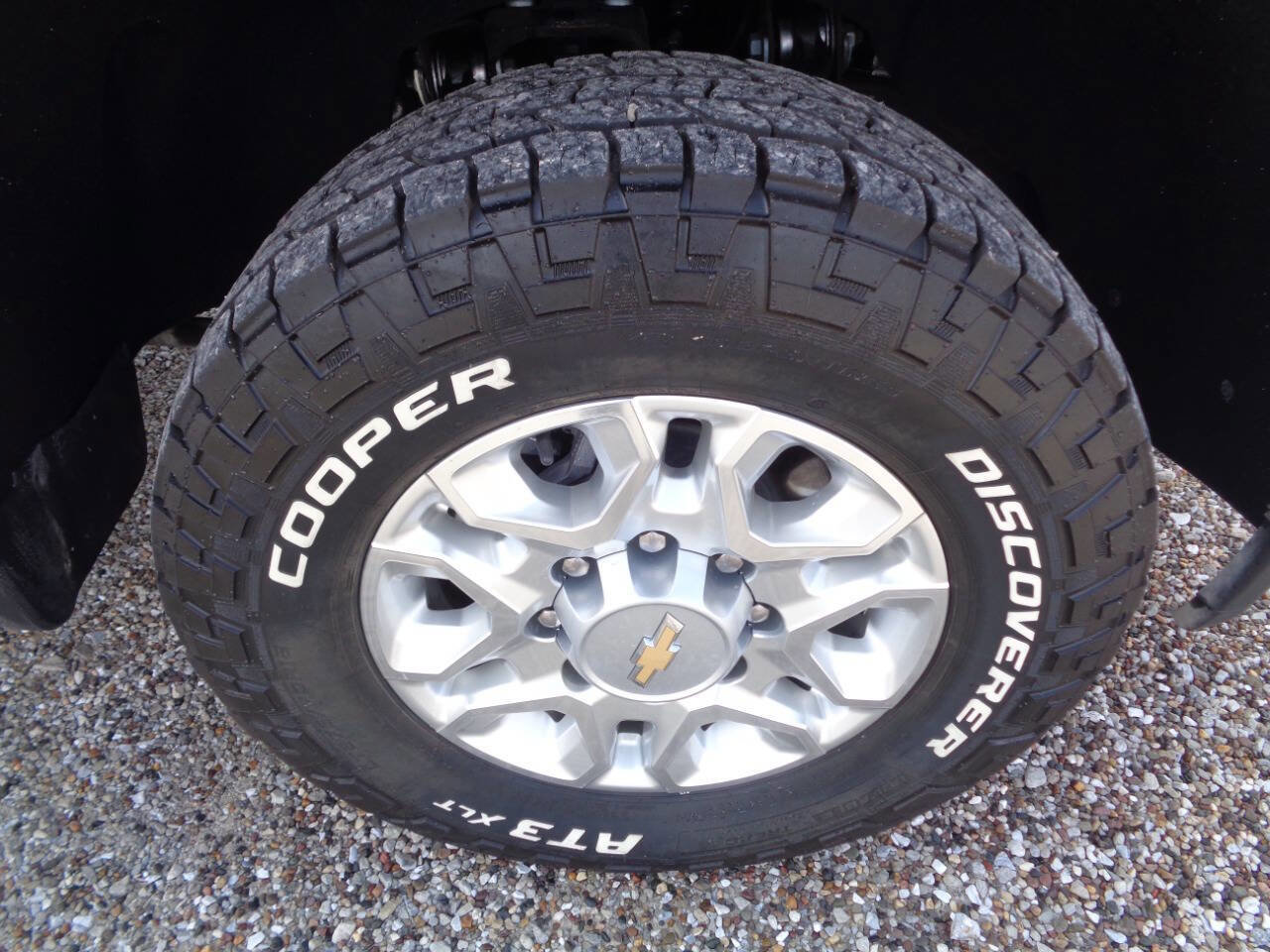 Used 2022 Chevrolet Silverado 2500 LT w/ Fleet Comfort Package AWD/4WD image 19