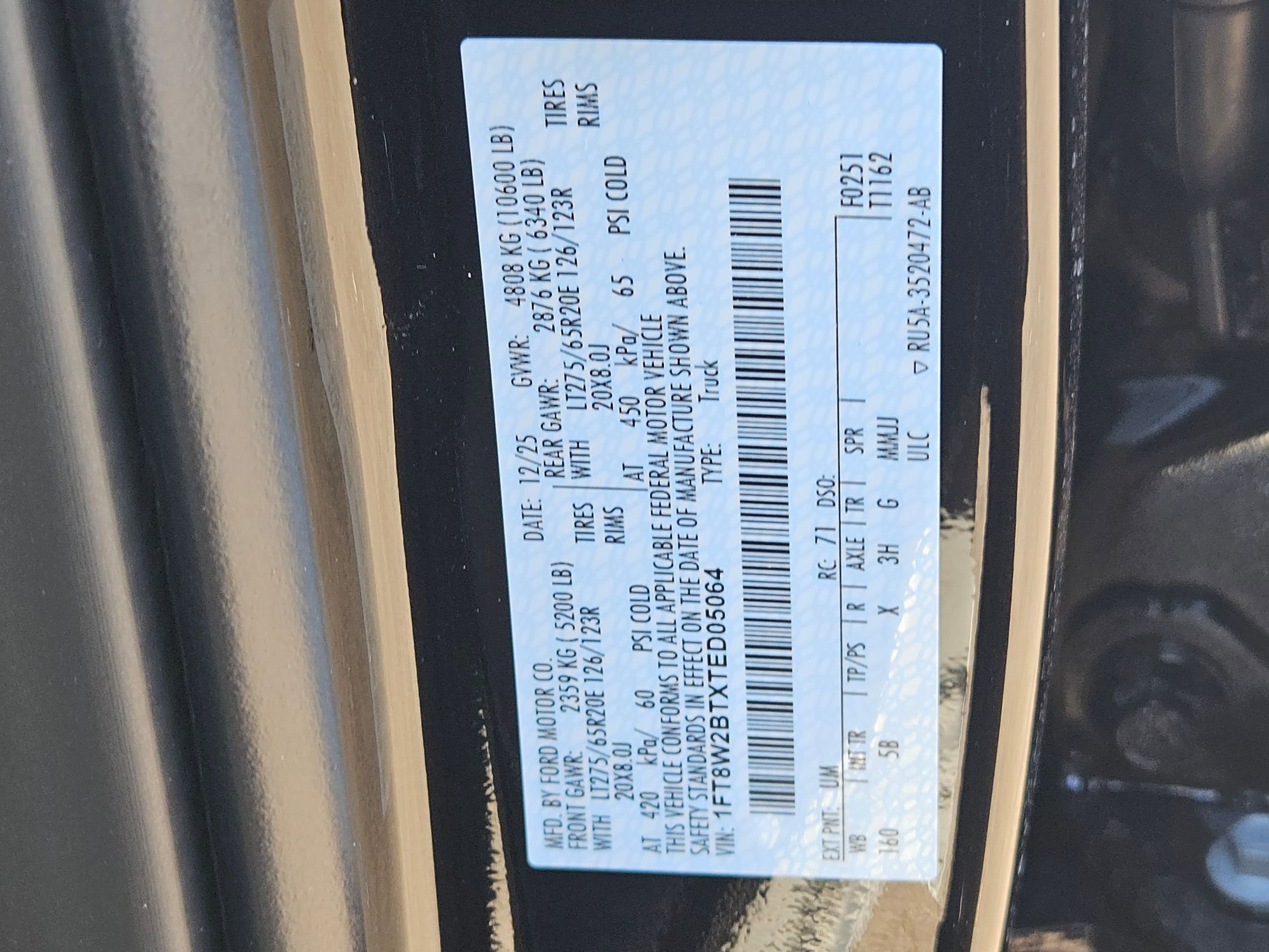 New 2026 Ford F250 Lariat w/ Black Appearance Package AWD/4WD image 17