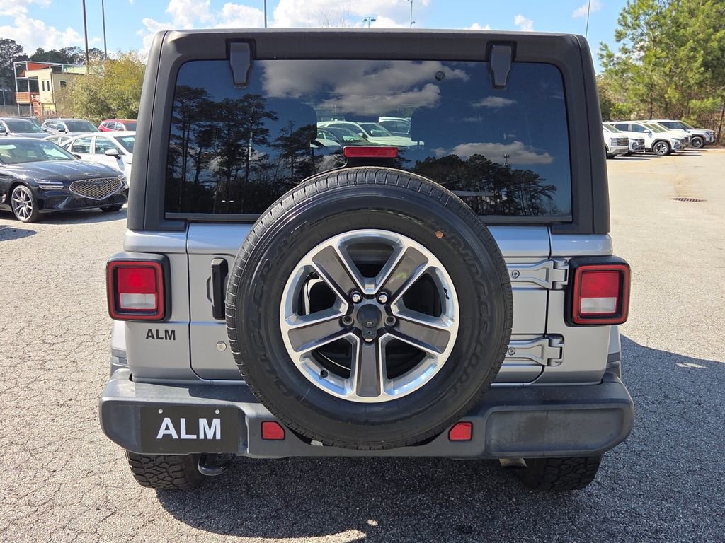 Used 2020 Jeep Wrangler Unlimited Sahara image 11