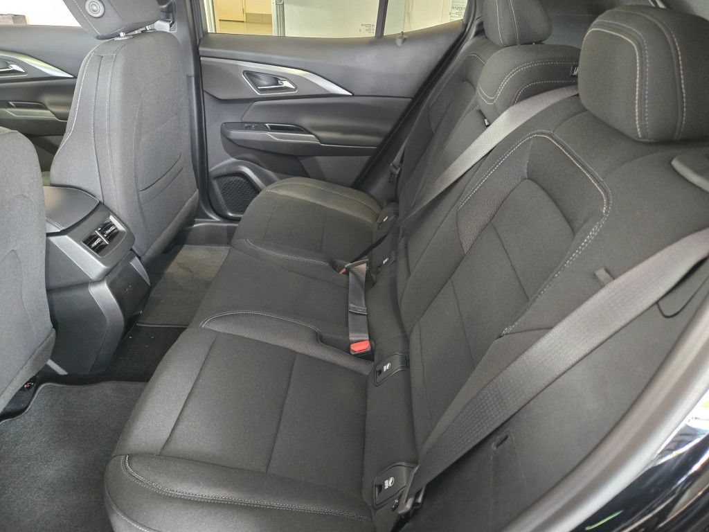 New 2026 Chevrolet Equinox EV LT FWD image 15