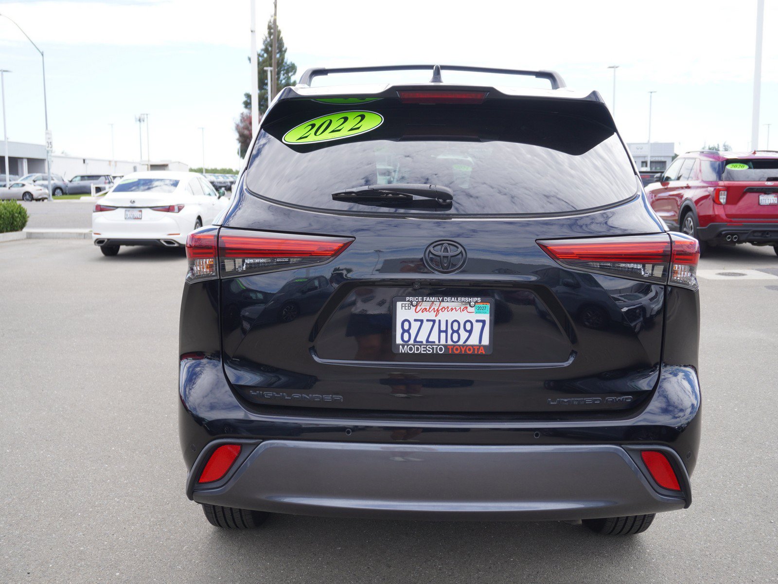 Used 2022 Toyota Highlander Limited AWD/4WD image 9