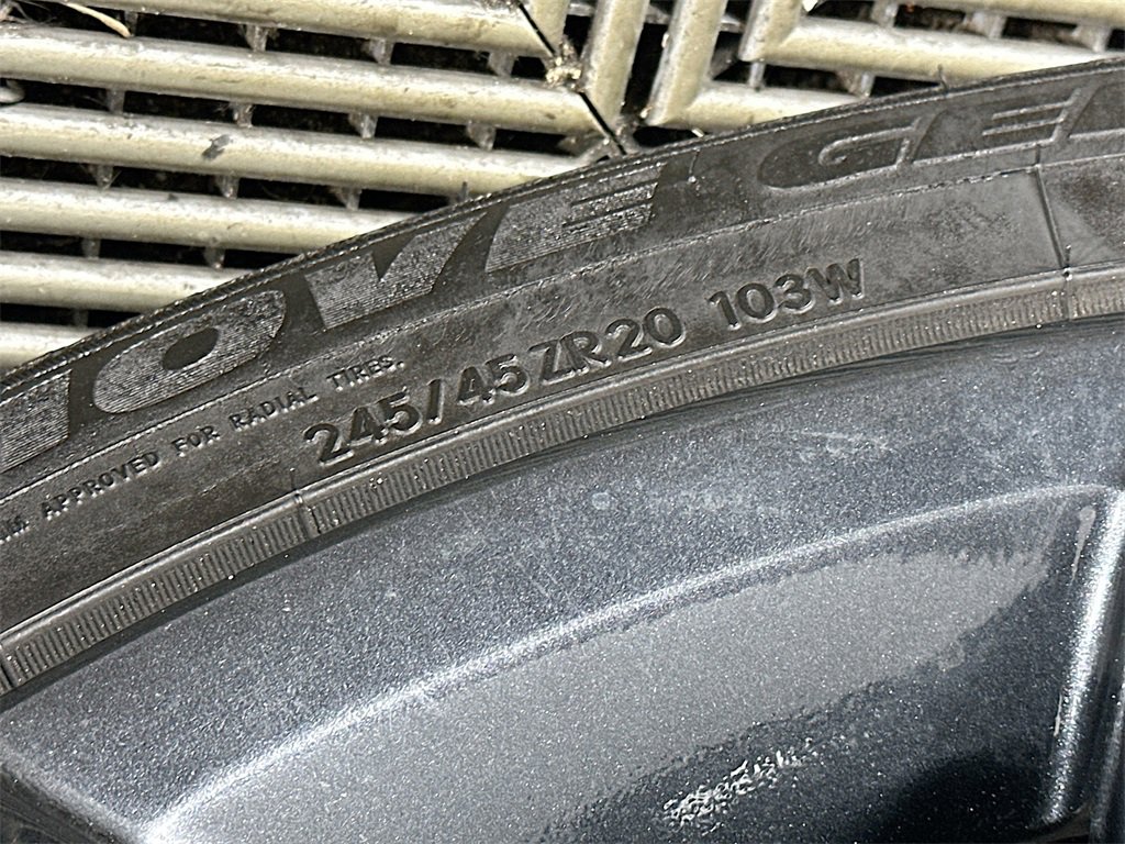 Used 2022 Dodge Challenger SXT w/ Blacktop Package image 33