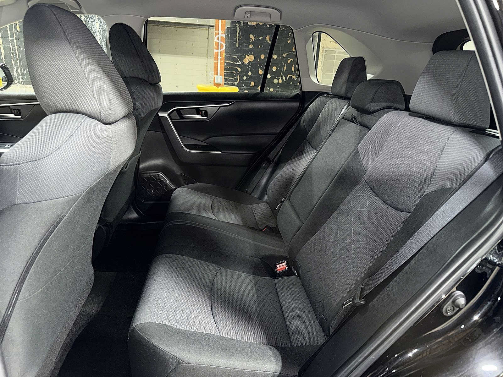 Certified 2025 Toyota RAV4 XLE AWD/4WD image 17