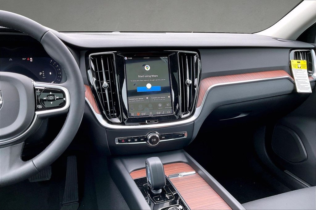 New 2026 Volvo V60 B5 Cross Country Plus w/ Climate Package AWD/4WD image 7