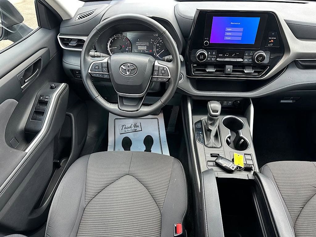 Certified 2024 Toyota Highlander Limited image 21