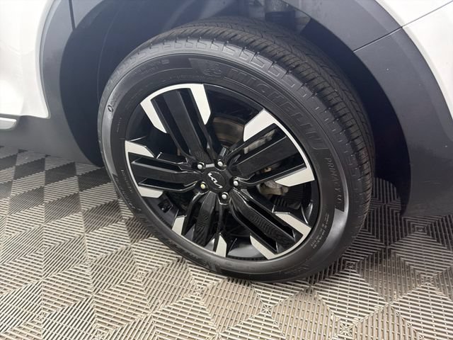 Certified 2024 Kia Telluride SX Prestige AWD/4WD image 38
